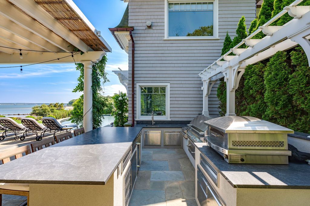 A Waterfront Dream Luxurious Estate Nestled in North Haven Manor Offered for 23.95 Million 19