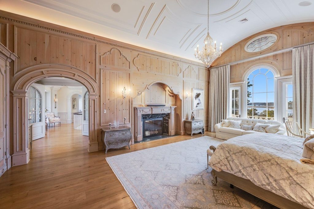 A Waterfront Masterpiece 7.6 Acres of Park Like Grounds and Architectural Excellence by Andrew Franz for 10.95 Million 15