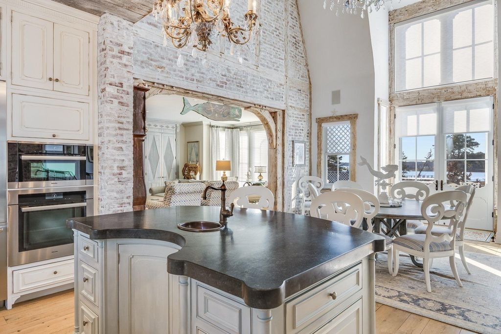 A Waterfront Masterpiece 7.6 Acres of Park Like Grounds and Architectural Excellence by Andrew Franz for 10.95 Million 38