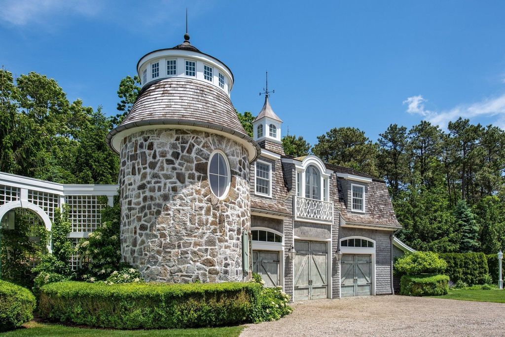 A Waterfront Masterpiece 7.6 Acres of Park Like Grounds and Architectural Excellence by Andrew Franz for 10.95 Million 47
