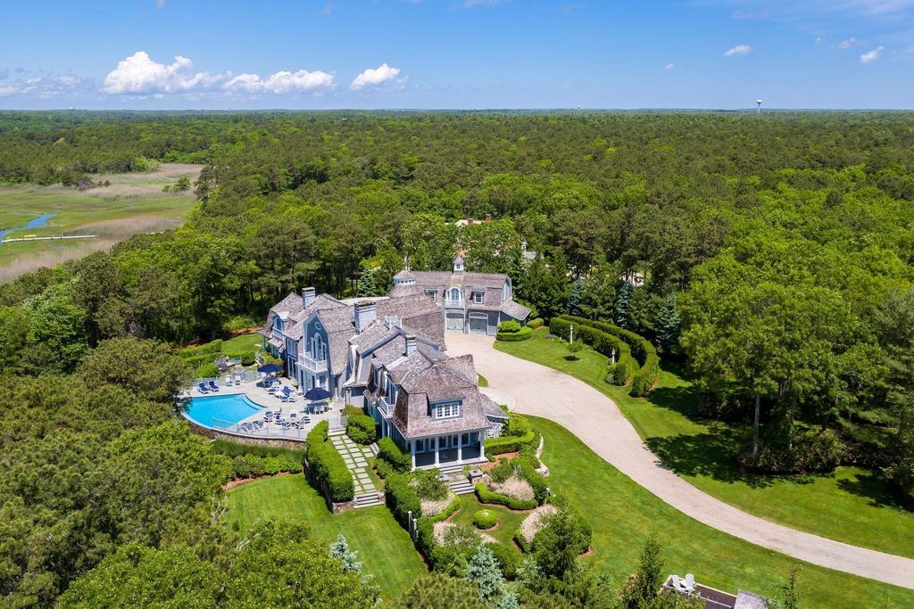A Waterfront Masterpiece 7.6 Acres of Park Like Grounds and Architectural Excellence by Andrew Franz for 10.95 Million 5