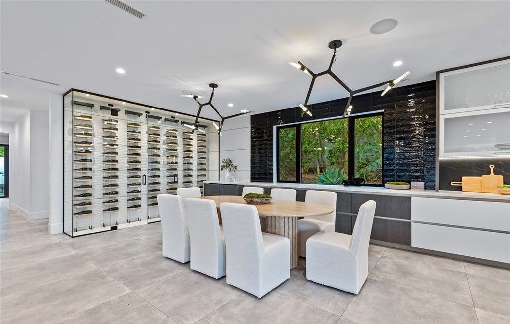 Absolutely Striking Contemporary Masterpiece in Premier Encino Hills Location Listed at 5995000 10