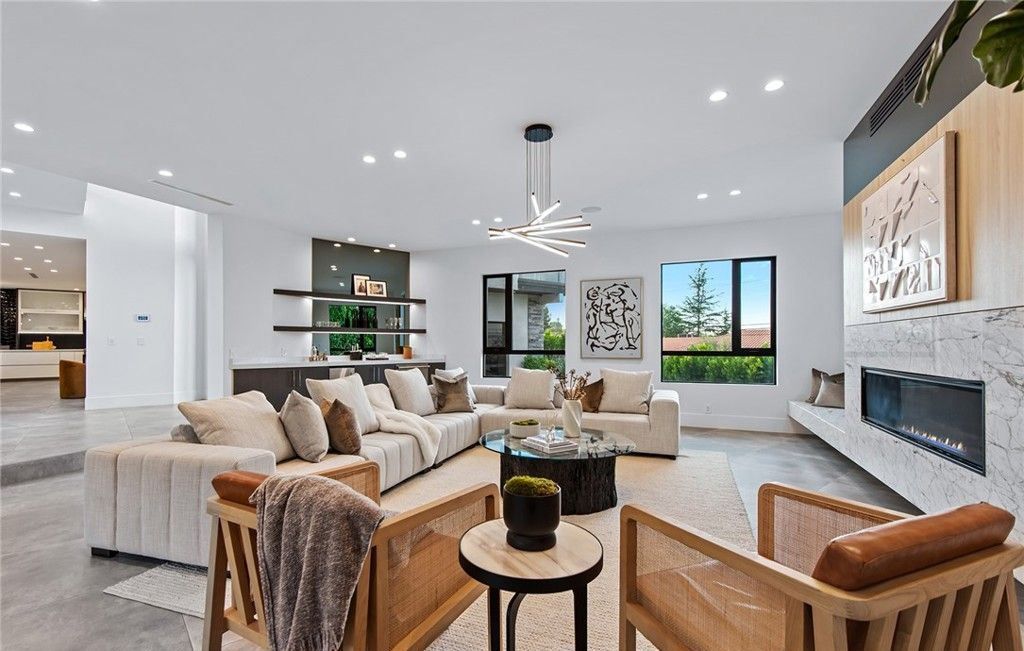 Absolutely Striking Contemporary Masterpiece in Premier Encino Hills Location Listed at 5995000 16