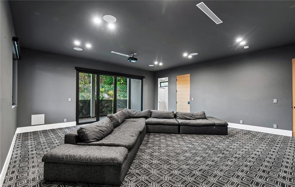 Absolutely Striking Contemporary Masterpiece in Premier Encino Hills Location Listed at 5995000 32
