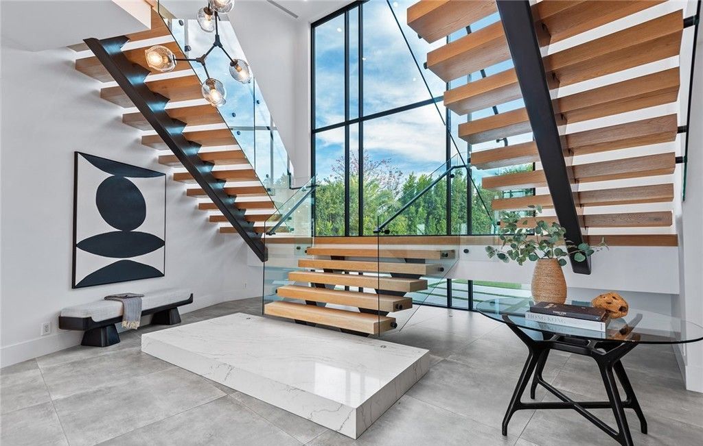 Absolutely Striking Contemporary Masterpiece in Premier Encino Hills Location Listed at 5995000 6