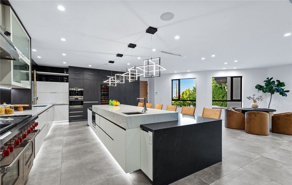 Absolutely Striking Contemporary Masterpiece in Premier Encino Hills Location Listed at 5995000 8