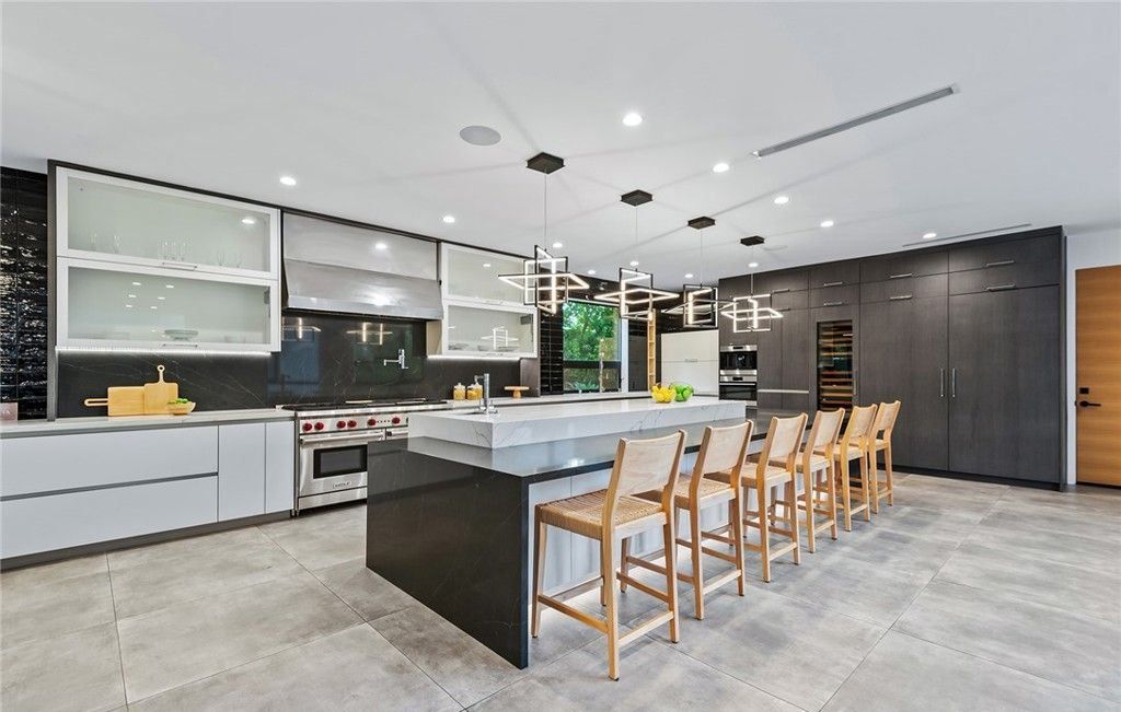 Absolutely Striking Contemporary Masterpiece in Premier Encino Hills Location Listed at 5995000 9