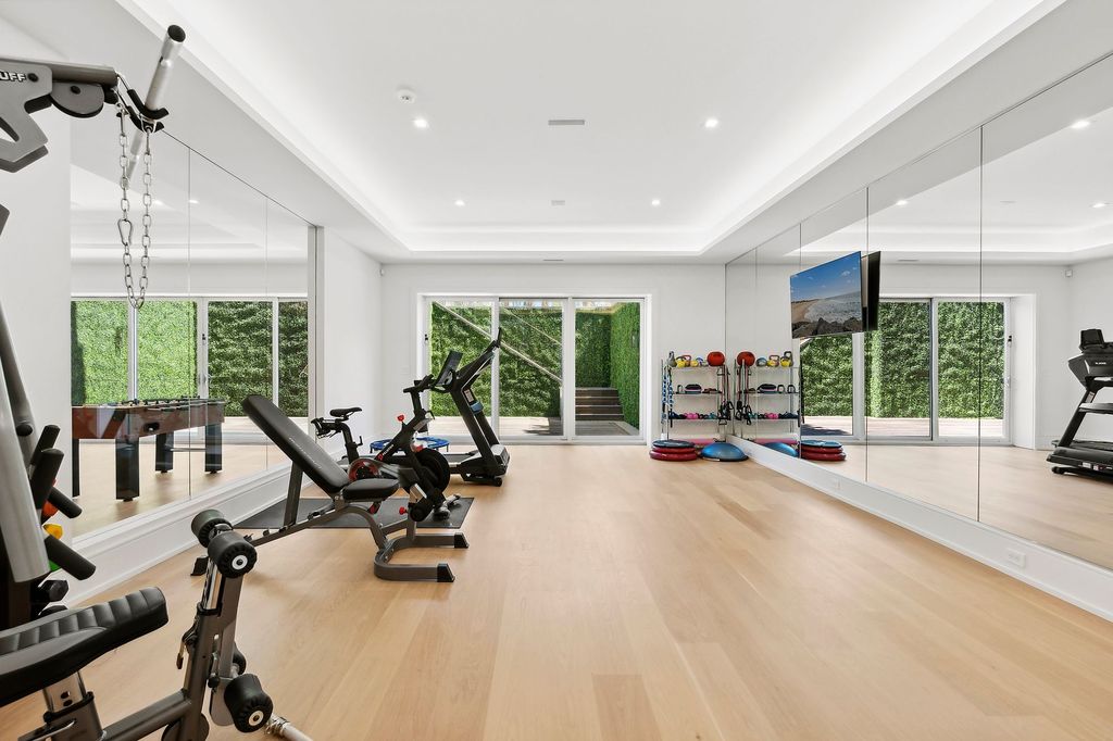 Architectural Brilliance Meets Lavish Living Newly Crafted Marvel in New York Listed for 13475000 14