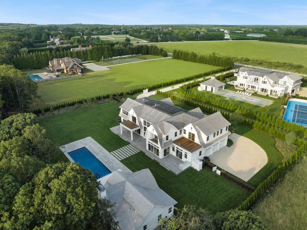 Architectural Brilliance Meets Lavish Living Newly Crafted Marvel in New York Listed for 13475000 2
