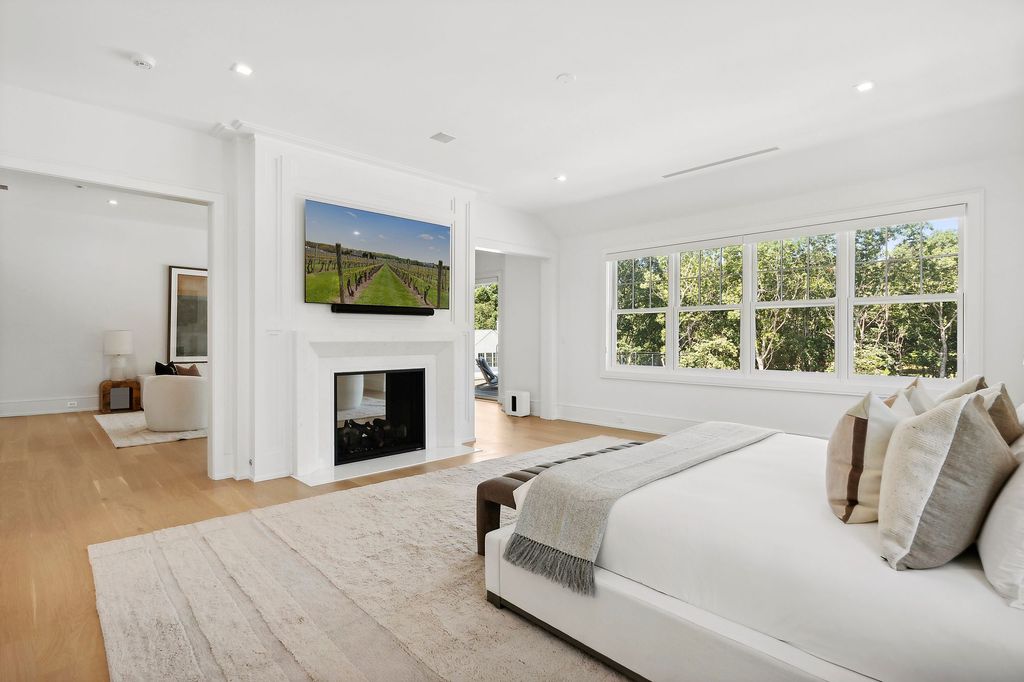 Architectural Brilliance Meets Lavish Living Newly Crafted Marvel in New York Listed for 13475000 24