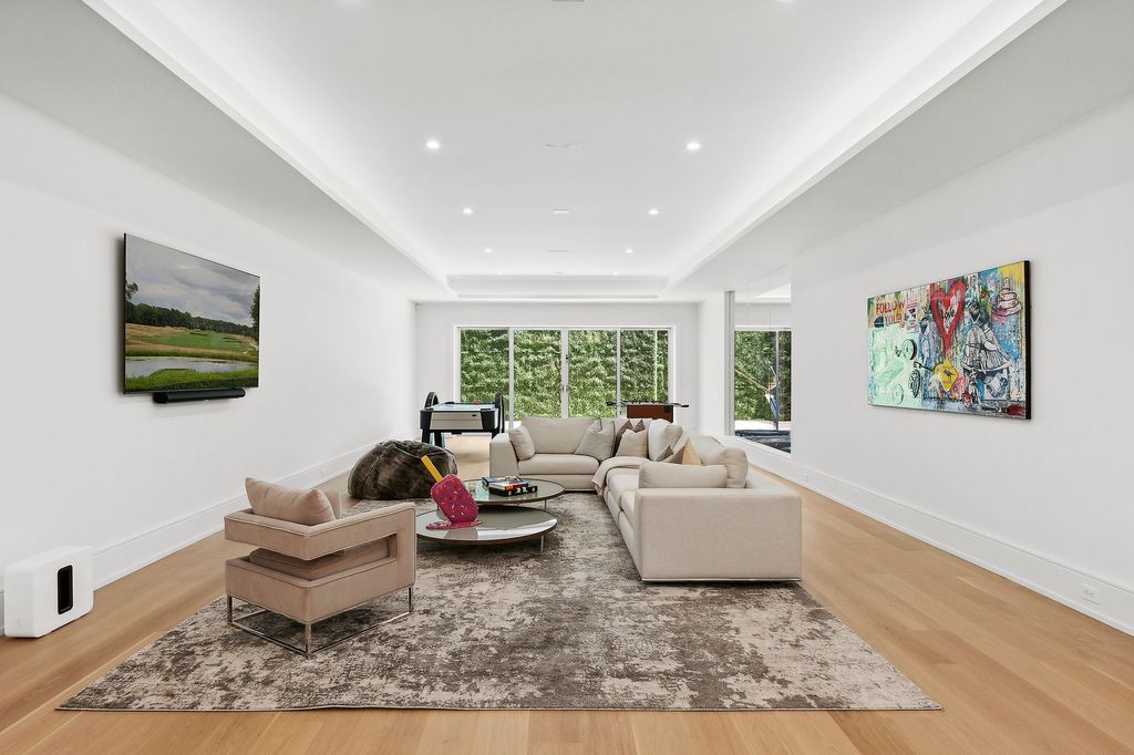 Architectural Brilliance Meets Lavish Living Newly Crafted Marvel in New York Listed for 13475000 31