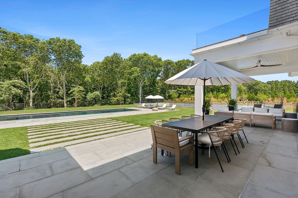 Architectural Brilliance Meets Lavish Living Newly Crafted Marvel in New York Listed for 13475000 38