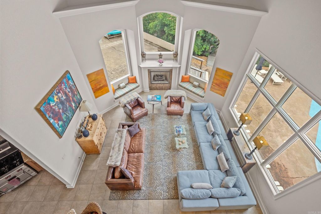 Arkansas Waterfront Paradise 3.29M Home with Prime Lake Hamilton Views 36