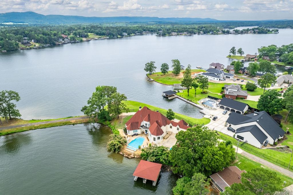 Arkansas Waterfront Paradise 3.29M Home with Prime Lake Hamilton Views 48