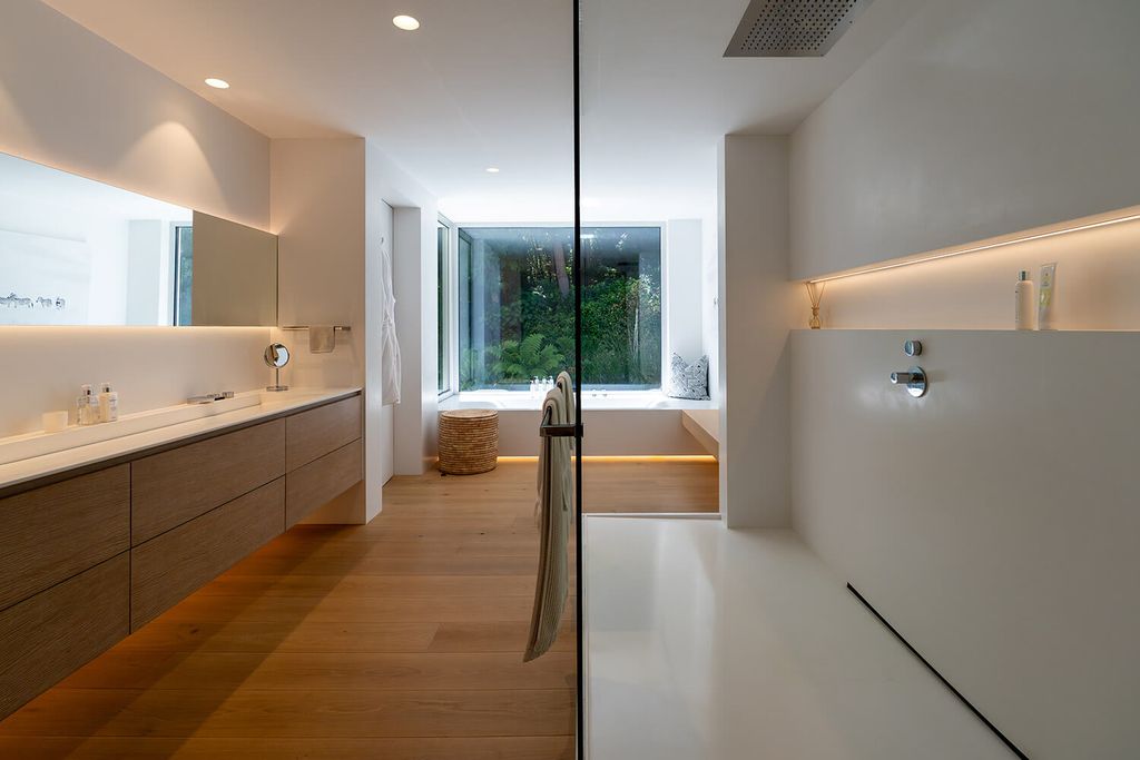 Bishopscourt Norwich Drive by Peerutin Karol Architects 10