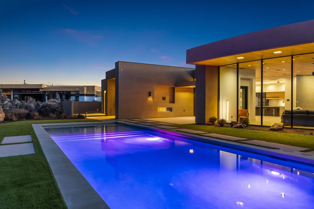 Brand New Custom Home with Unparalleled Views of Utahs Red Rocks Priced at 4.25 Million 10