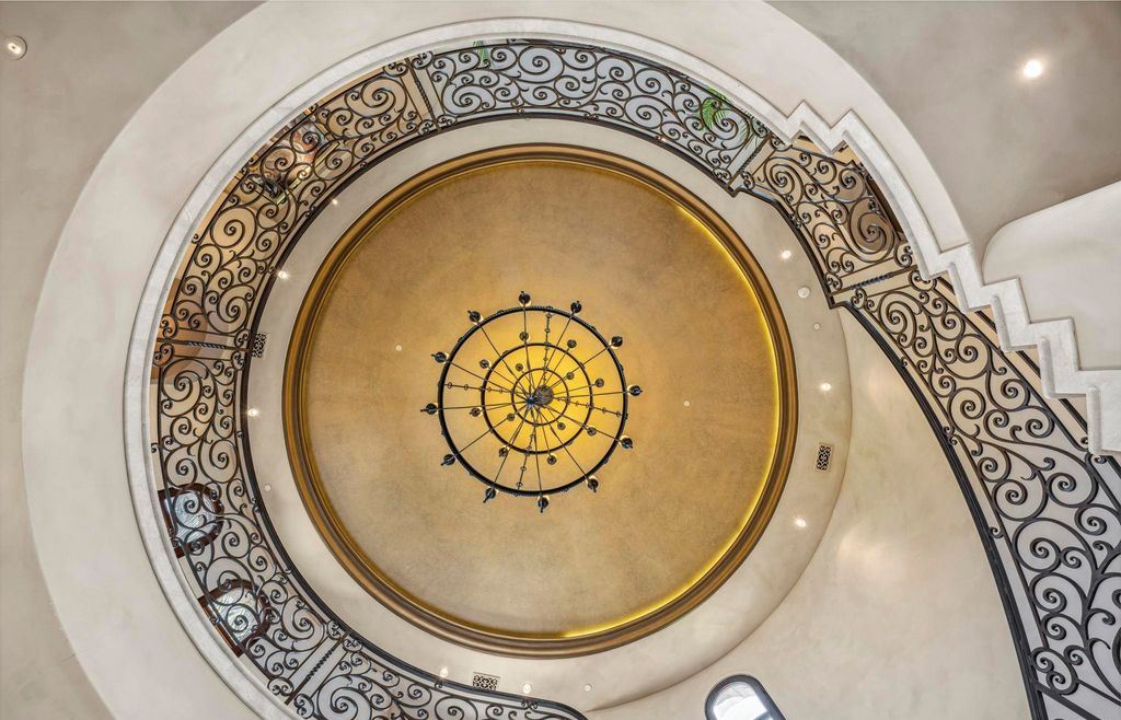 Breathtaking Ocean Views Await Stunning Mediterranean Estate in Carlsbad Asking 10.9 Million 20