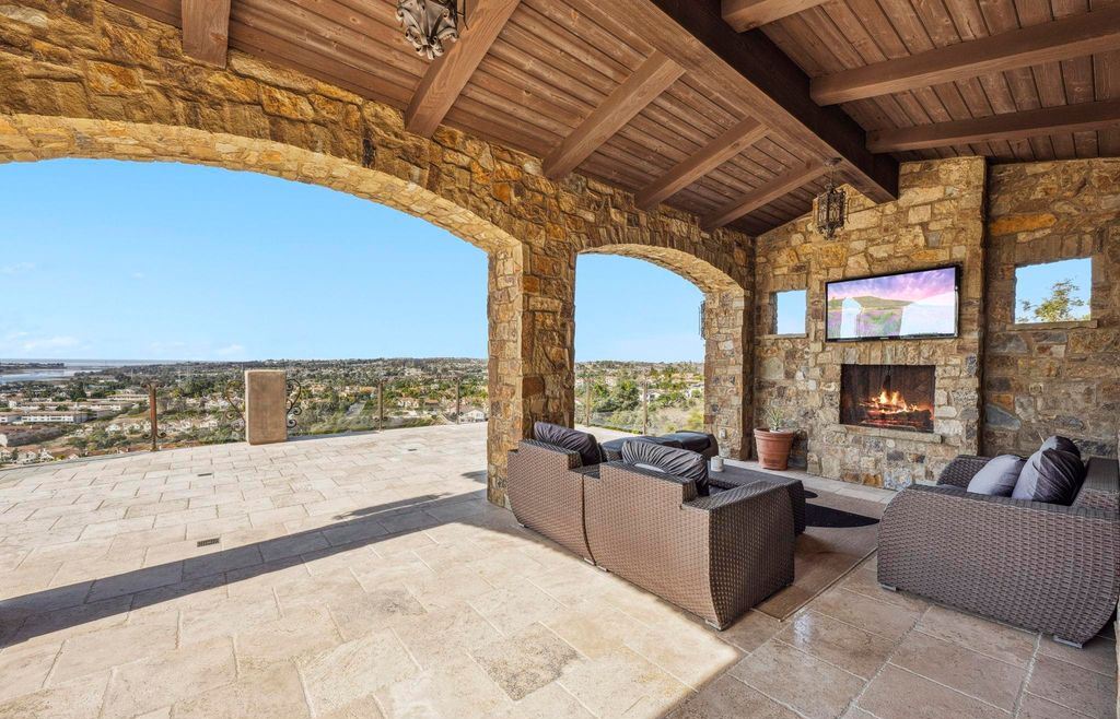Breathtaking Ocean Views Await Stunning Mediterranean Estate in Carlsbad Asking 10.9 Million 27