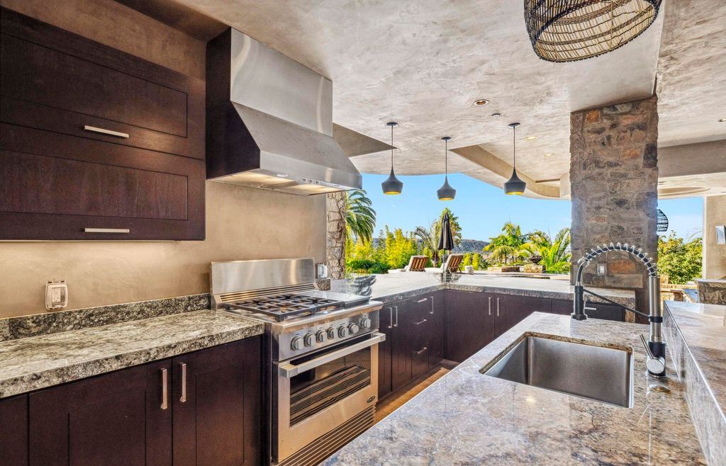 Breathtaking Ocean Views Await Stunning Mediterranean Estate in Carlsbad Asking 10.9 Million 34