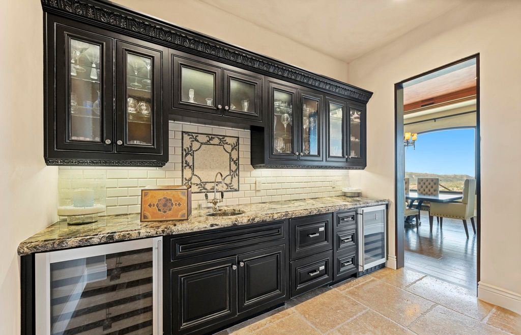 Breathtaking Ocean Views Await Stunning Mediterranean Estate in Carlsbad Asking 10.9 Million 38