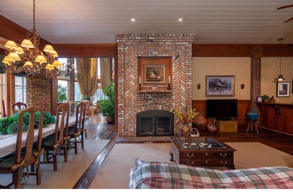 Breathtaking Oceanfront Retreat 6749000 Property Overlooking the Iconic Three Sisters 15