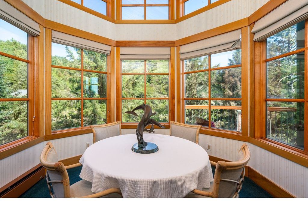 Breathtaking Oceanfront Retreat 6749000 Property Overlooking the Iconic Three Sisters 23