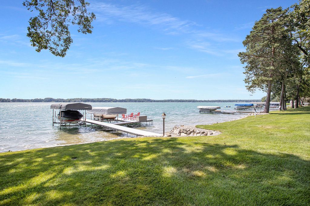 Breathtaking Sunsets and Unparalleled Comfort Premier Lake Home Available for 5.295 Million 3
