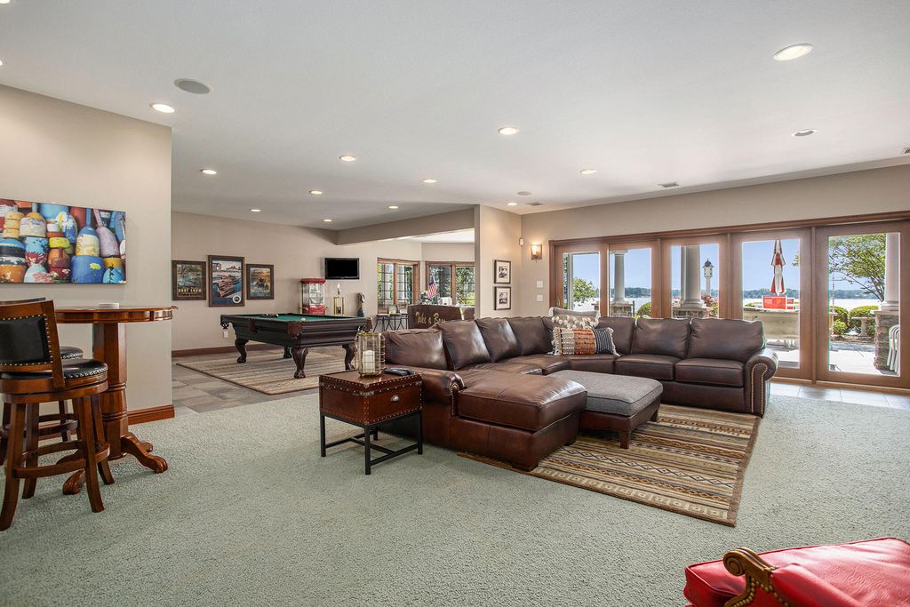 Breathtaking Sunsets and Unparalleled Comfort Premier Lake Home Available for 5.295 Million 40