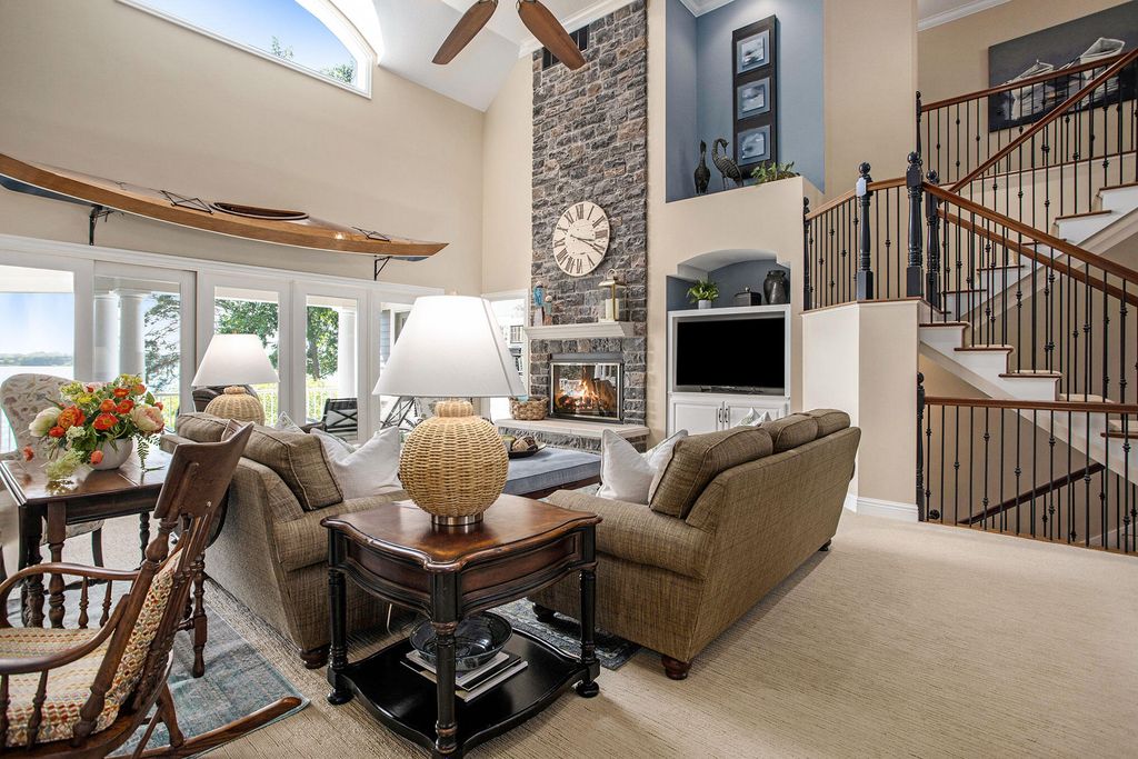 Breathtaking Sunsets and Unparalleled Comfort Premier Lake Home Available for 5.295 Million 8