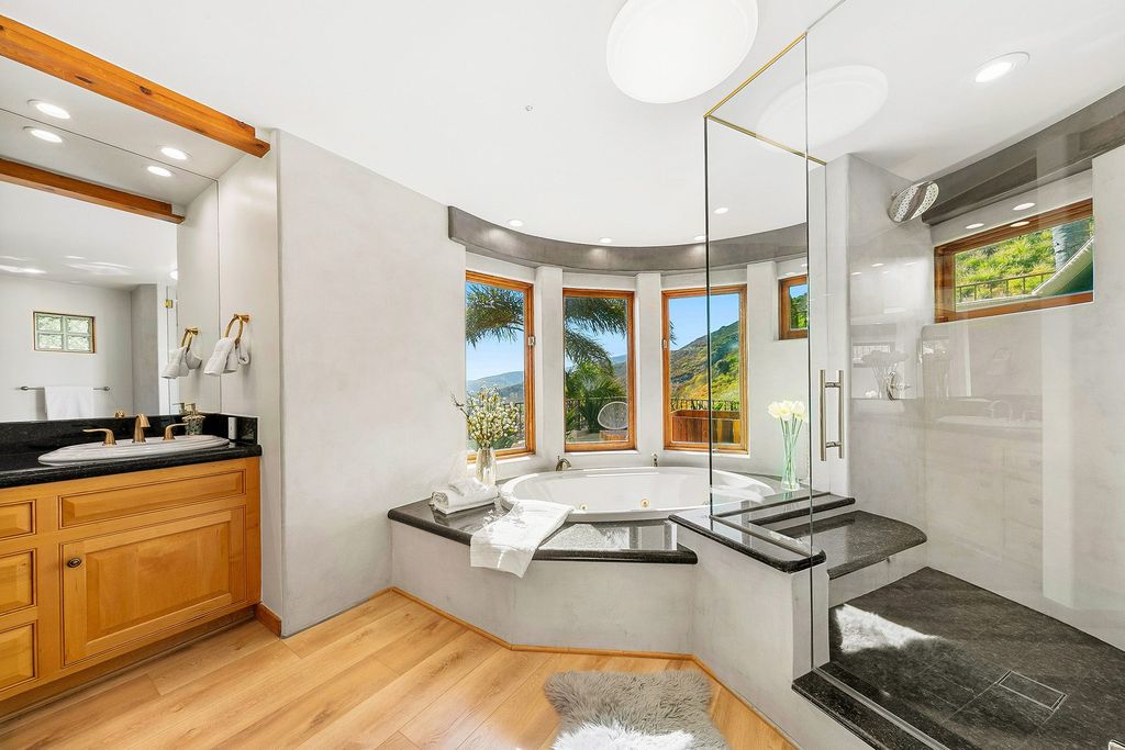 Charming Mediterranean Villa with Panoramic Ocean Views in Malibu Hits the Market for 5.55 Million 13 result
