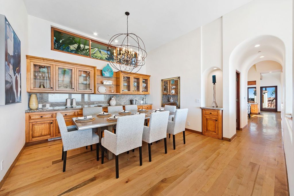 Charming Mediterranean Villa with Panoramic Ocean Views in Malibu Hits the Market for 5.55 Million 16 result