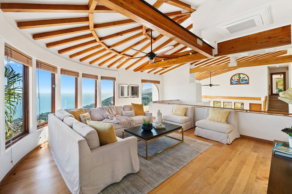 Charming Mediterranean Villa with Panoramic Ocean Views in Malibu Hits the Market for 5.55 Million 19 result