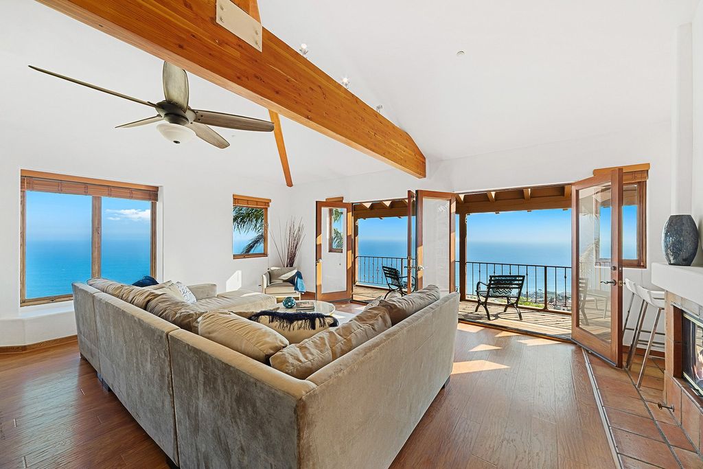 Charming Mediterranean Villa with Panoramic Ocean Views in Malibu Hits the Market for 5.55 Million 28 result