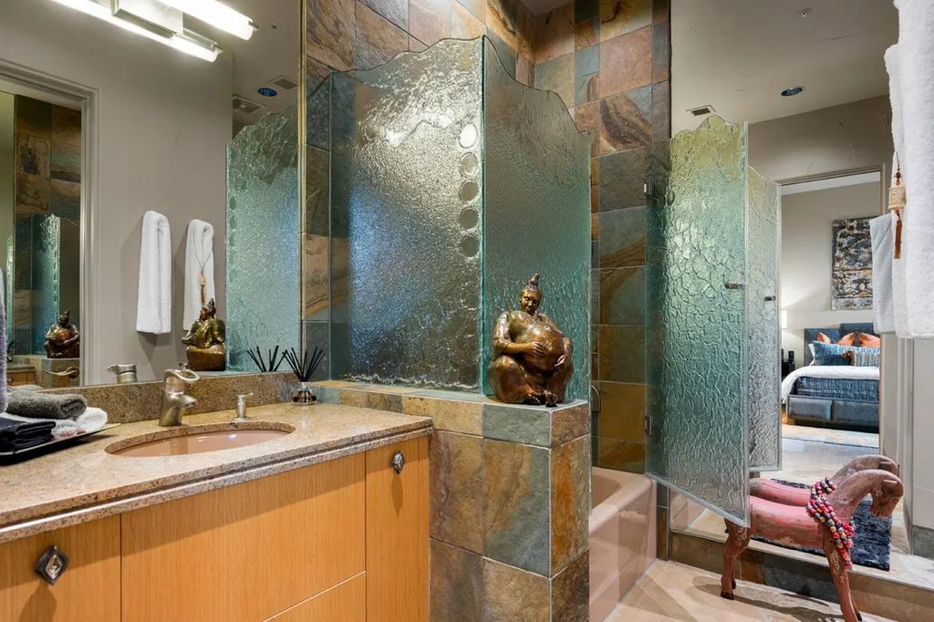 Exclusive Arizona Estate Single Level Home with Stunning Views on Over 22 Acres Asking 15 Million 33