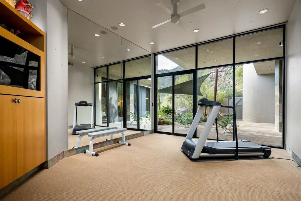 Exclusive Arizona Estate Single Level Home with Stunning Views on Over 22 Acres Asking 15 Million 35