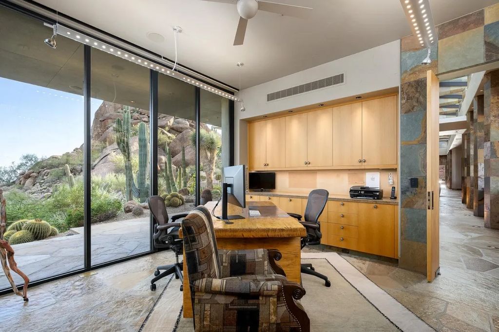 Exclusive Arizona Estate Single Level Home with Stunning Views on Over 22 Acres Asking 15 Million 37