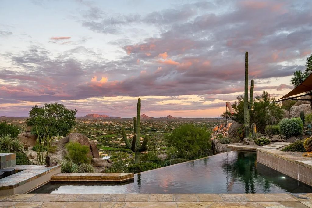 Exclusive Arizona Estate Single Level Home with Stunning Views on Over 22 Acres Asking 15 Million 7
