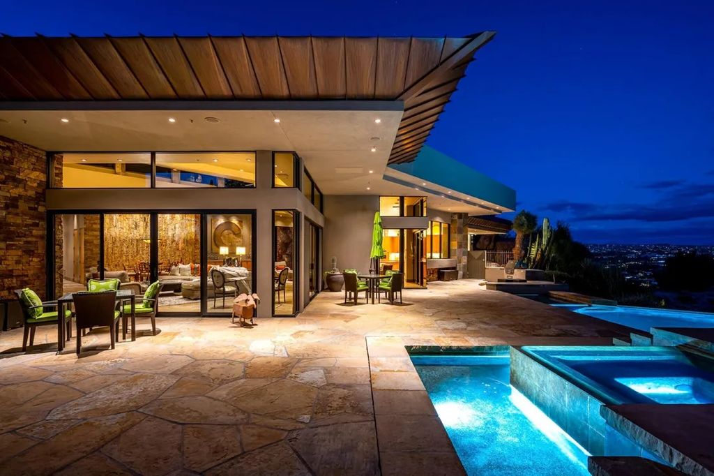 Exclusive Arizona Estate Single Level Home with Stunning Views on Over 22 Acres Asking 15 Million 9