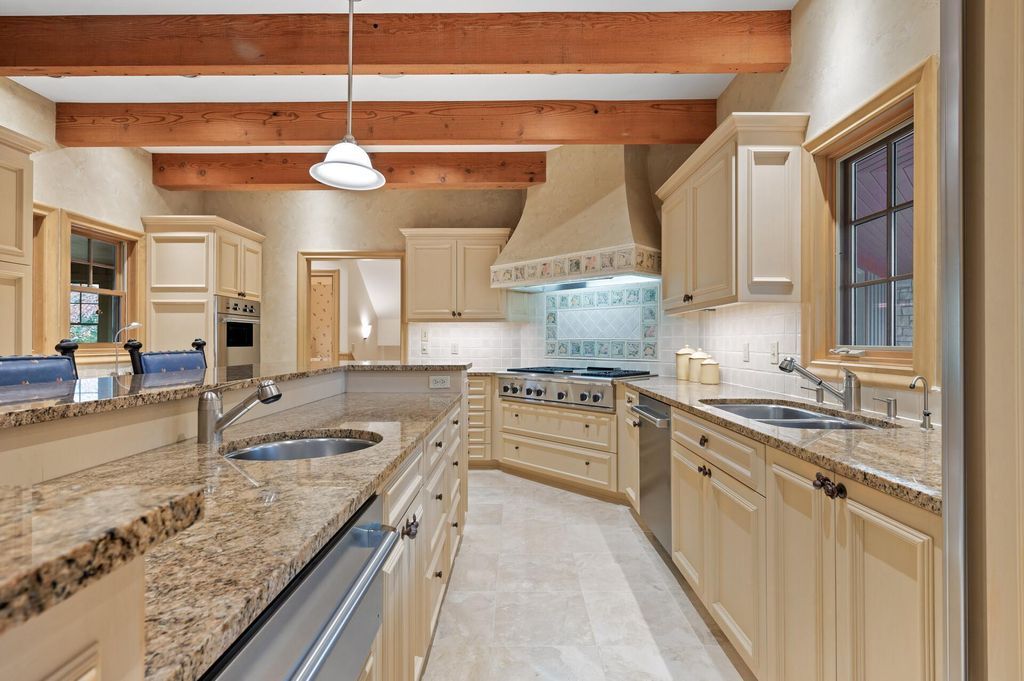 Exquisite Custom Home Privately Set on 2 Acres in Minnesota Listed at 3.8 Million 20