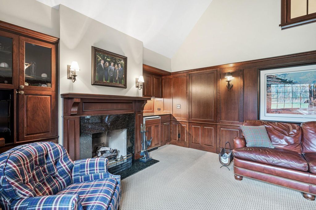 Exquisite Custom Home Privately Set on 2 Acres in Minnesota Listed at 3.8 Million 25