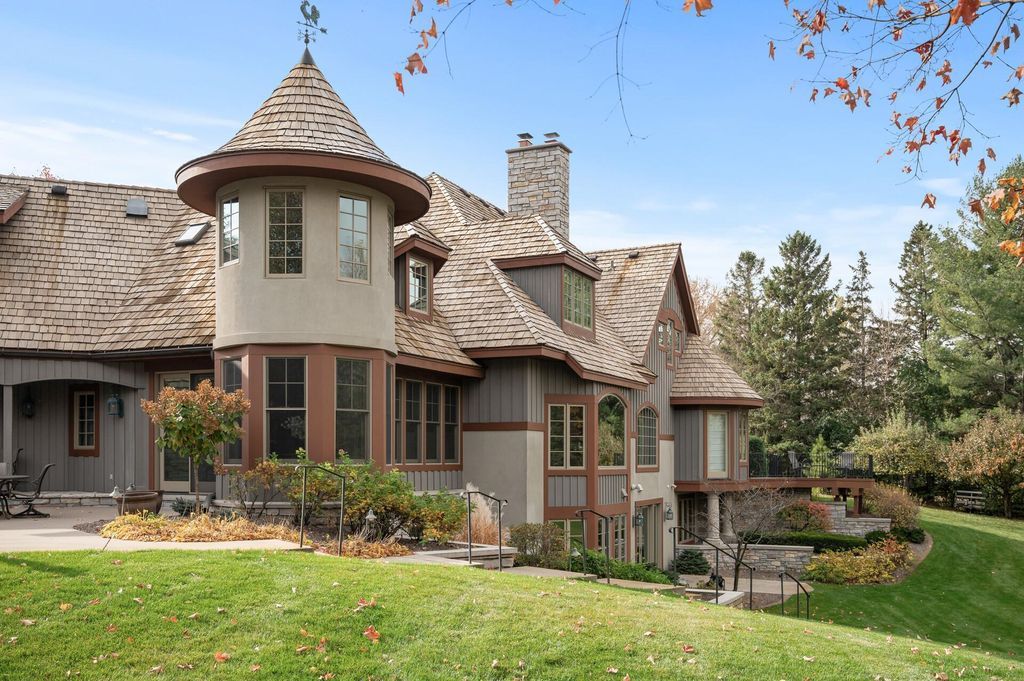 Exquisite Custom Home Privately Set on 2 Acres in Minnesota Listed at 3.8 Million 73