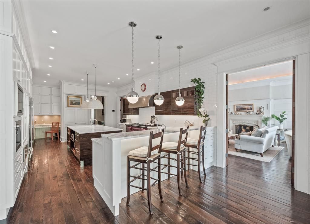 Exquisite Lakefront Estate with Manicured Grounds on Lake Placid for 6.995 Million 10