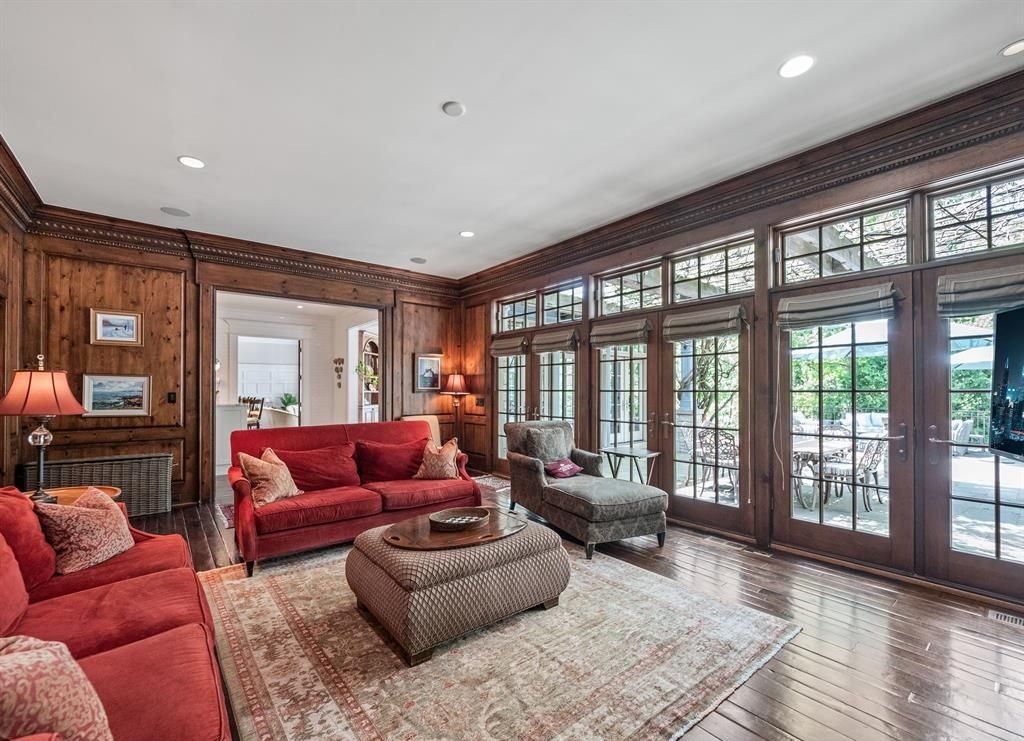 Exquisite Lakefront Estate with Manicured Grounds on Lake Placid for 6.995 Million 17