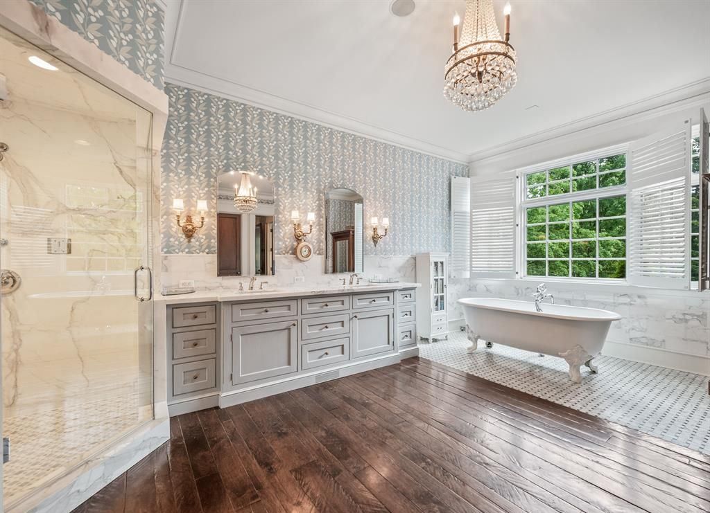 Exquisite Lakefront Estate with Manicured Grounds on Lake Placid for 6.995 Million 25