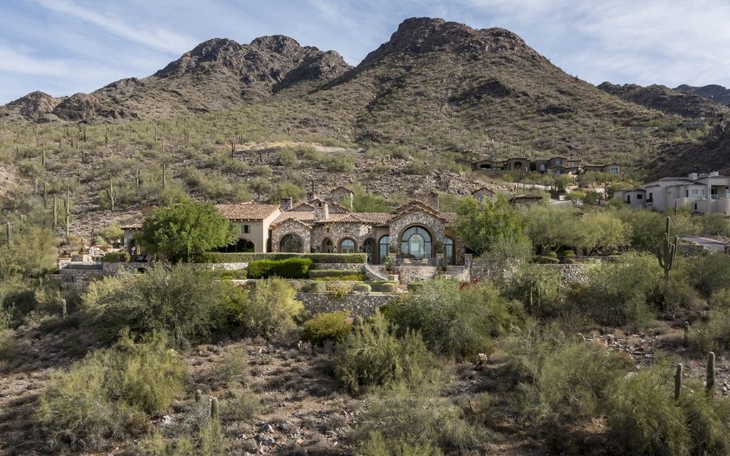 Extraordinary Arizona Estate with Unparalleled Views for 12.975 Million 1