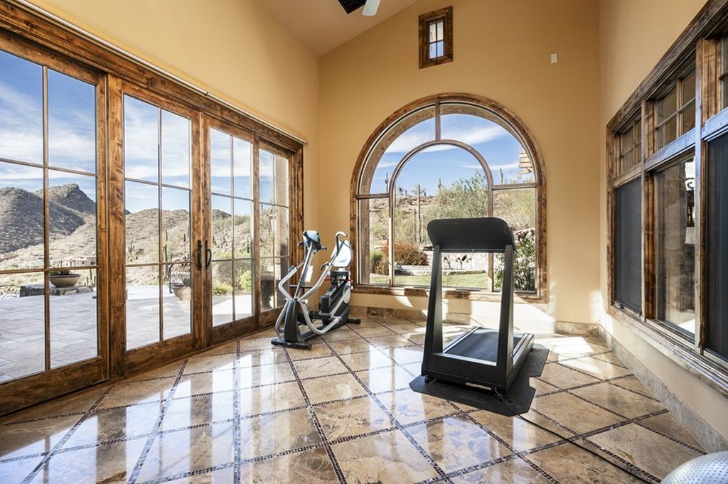 Extraordinary Arizona Estate with Unparalleled Views for 12.975 Million 10
