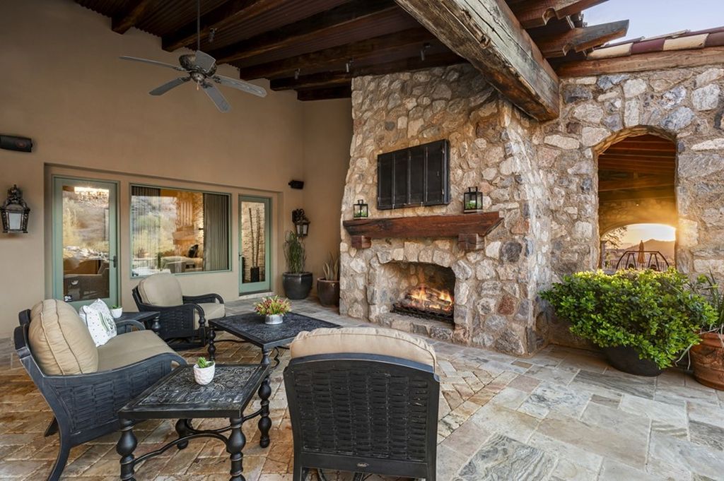 Extraordinary Arizona Estate with Unparalleled Views for 12.975 Million 16