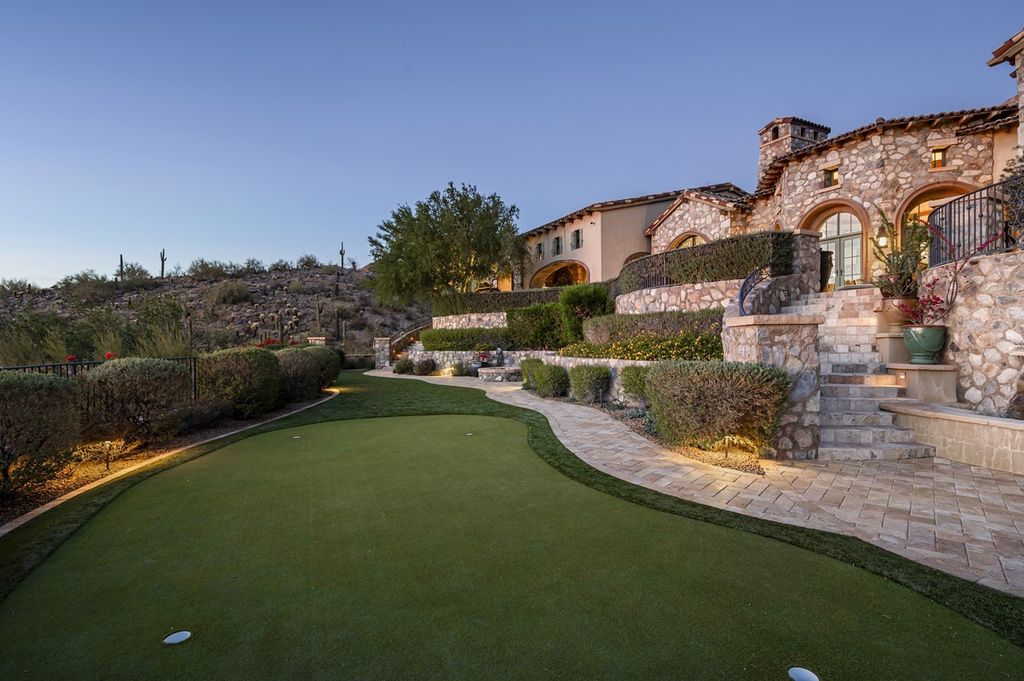 Extraordinary Arizona Estate with Unparalleled Views for 12.975 Million 19