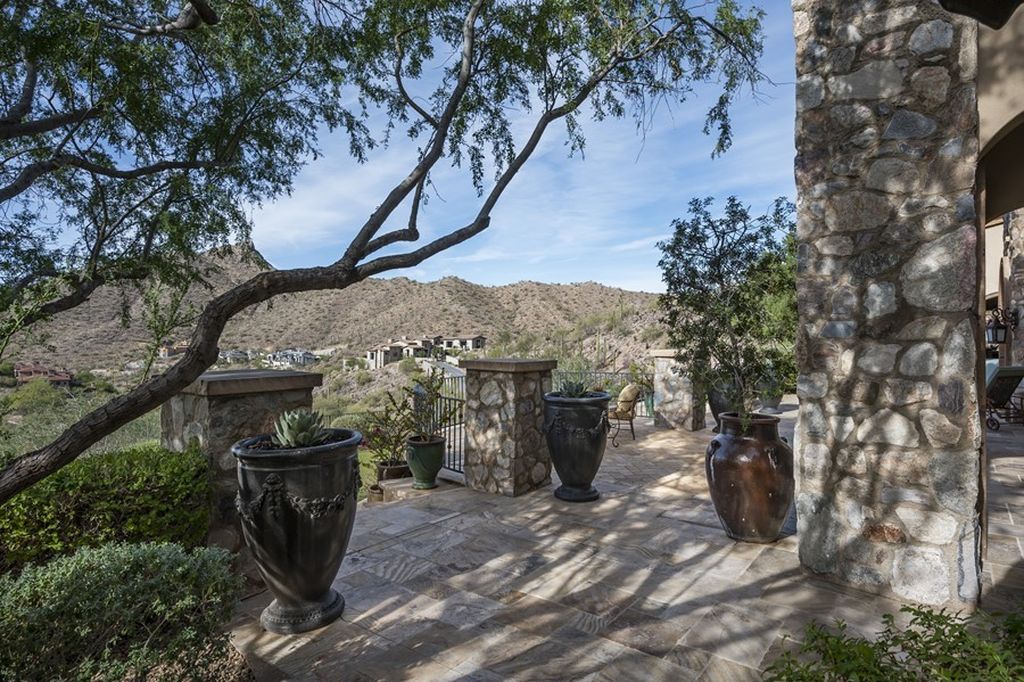 Extraordinary Arizona Estate with Unparalleled Views for 12.975 Million 25