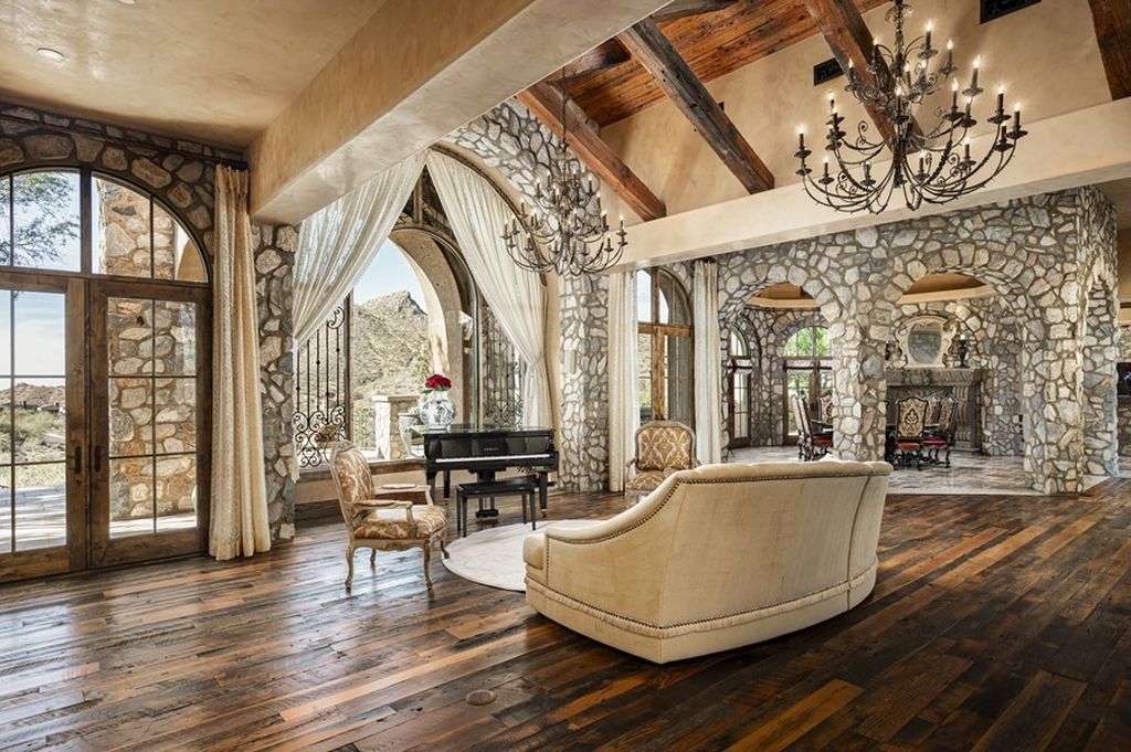 Extraordinary Arizona Estate with Unparalleled Views for 12.975 Million 34
